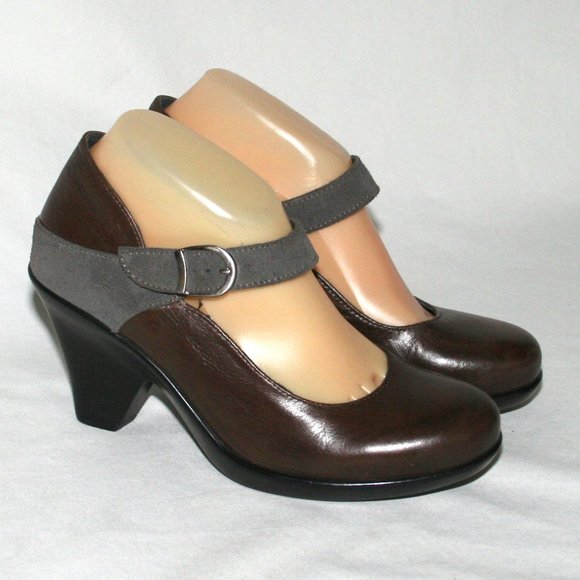DROMEDARIS Leather Pumps Brown & Gray Closed 3 1/4" Heels with Padded Insoles - Picture 1 of 10